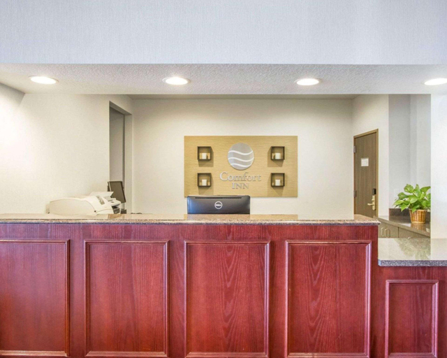 Public Area 2, Comfort Inn Bolivar, Polk