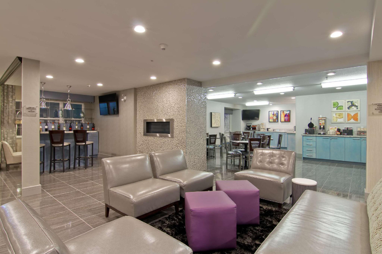 Public Area 2, Best Western Plus Woodstock Inn & Suites, Oxford