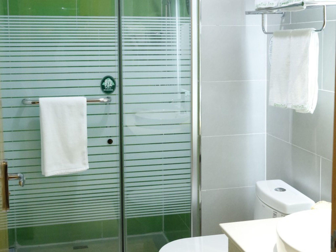 Bathroom 4, GreenTree Inn Ordos Kangbashi District Ulan Mulun Street Branch, Ordos