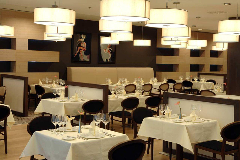 Food & Drinks 5, DoubleTree by Hilton Kosice, Košice I