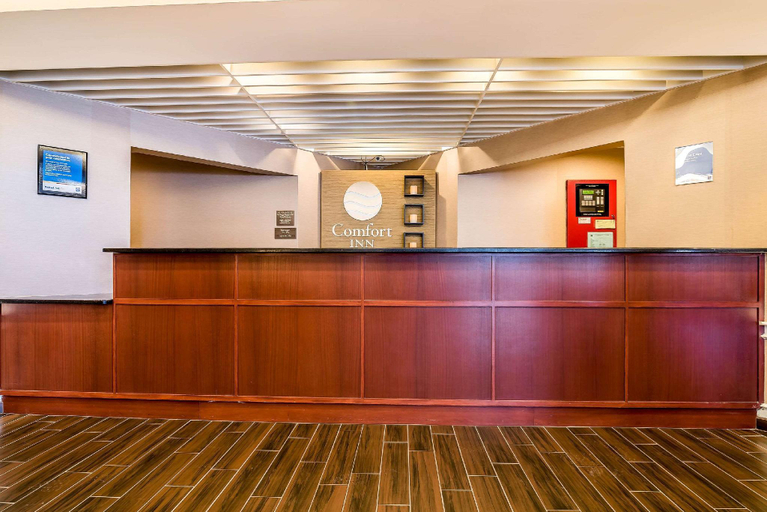 Public Area 2, Comfort Inn Concord South End, Merrimack