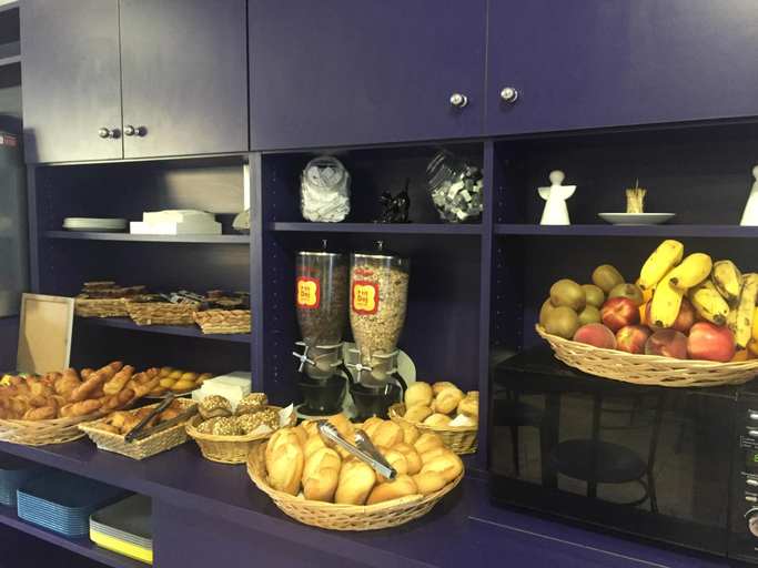 Food & Drinks 5, P'tit Dej-Hotel Carcassonne, Aude