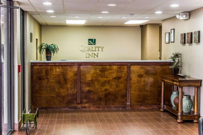Public Area 2, Quality Inn Kinston Hwy 70, Lenoir