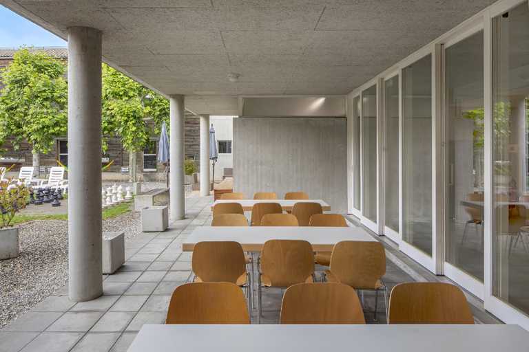 Public Area 2, Lausanne Youth Hostel Jeunotel, Lausanne