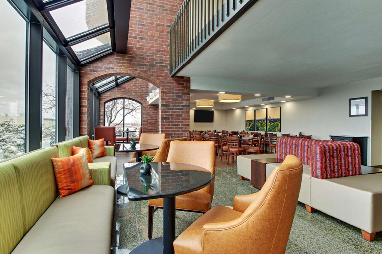Public Area 2, Pear Tree Inn St. Louis Arnold, Jefferson