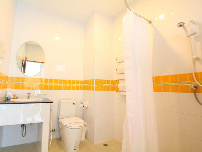 Bathroom 4, Smile Hua-Hin Resort, Hua Hin