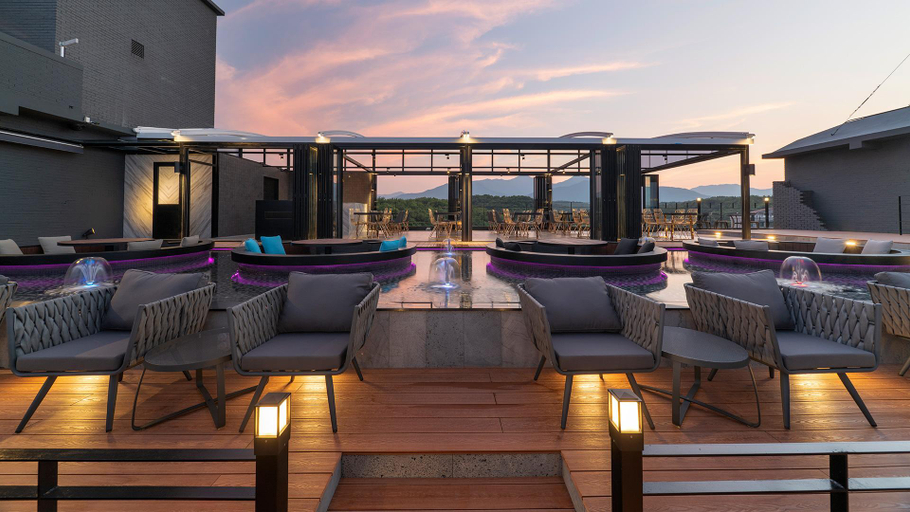 Others 2, Two-Y-Hotel, Yangyang