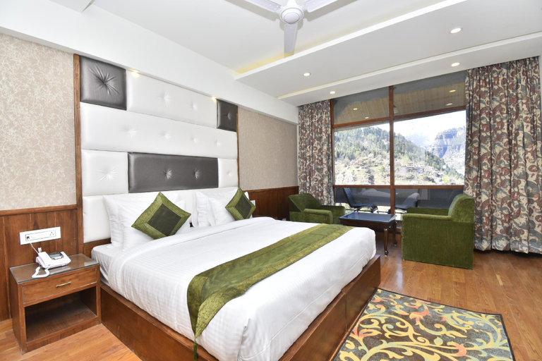 Bedroom 3, Hotel Snowcrests Manor, Kullu