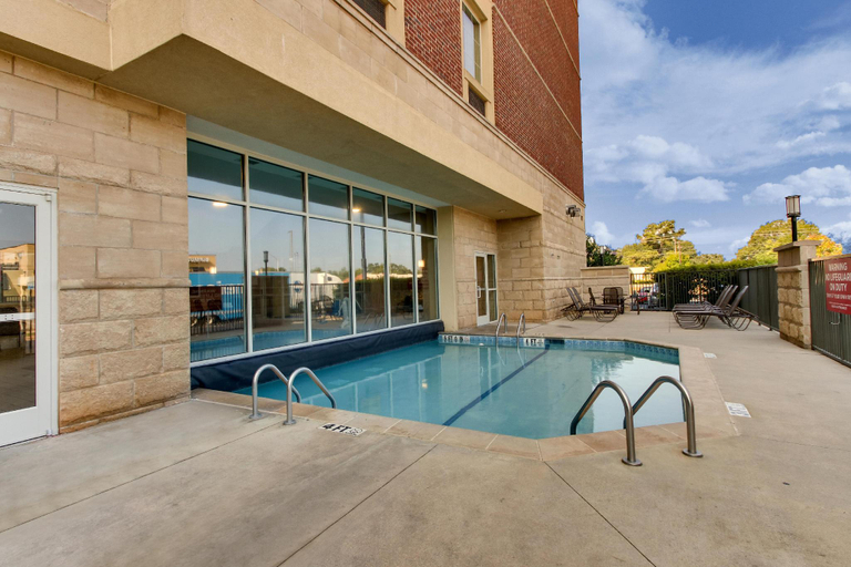 Sport & Beauty 4, Drury Inn & Suites Meridian, Lauderdale