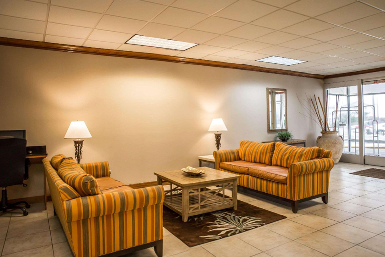 Public Area 2, Comfort Inn South Oceanfront, Dare