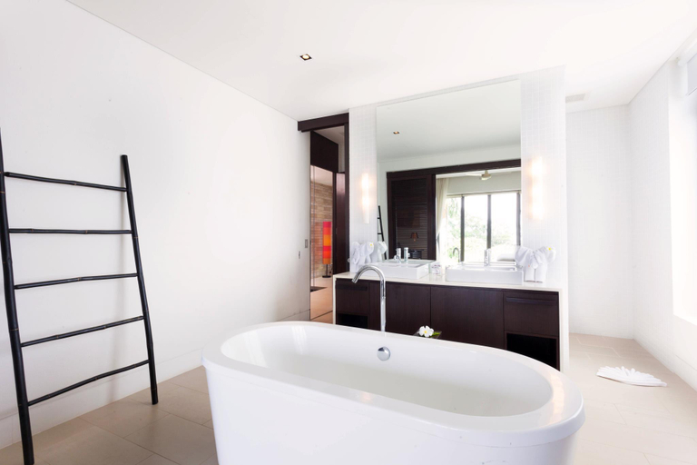 Bathroom 2, Baan Yamu Residences, Phuket Island