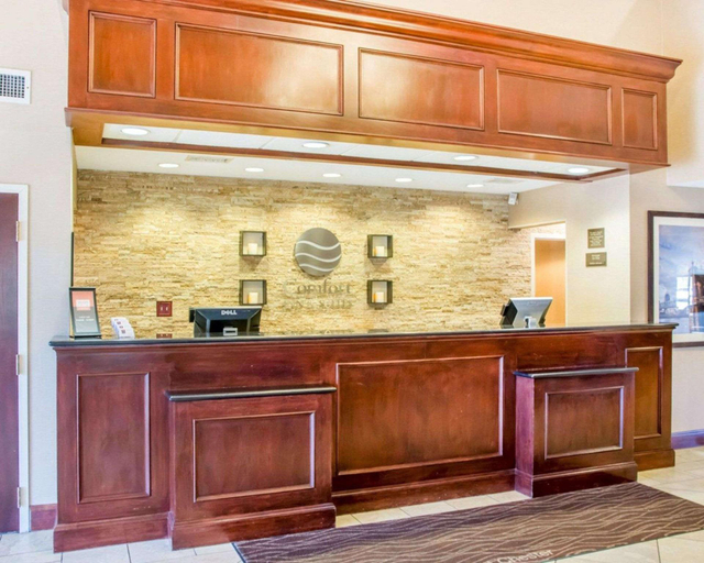 Public Area 2, Comfort Inn & Suites West Chester - North Cincinnati, Butler