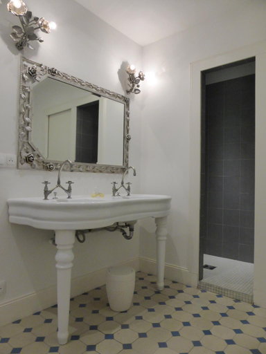 Bathroom 5, Chateau du Clair de Lune, Pyrénées-Atlantiques
