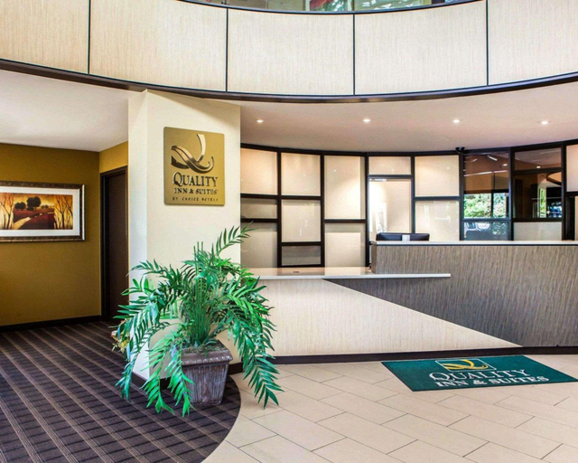 Public Area 2, Quality Inn & Suites Peoria North, Peoria