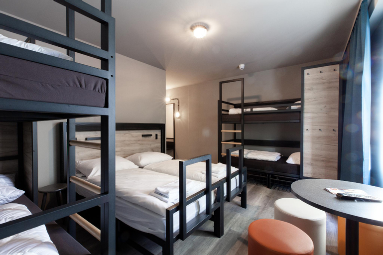 Bedroom 2, a&o Frankfurt Ostend, Frankfurt am Main