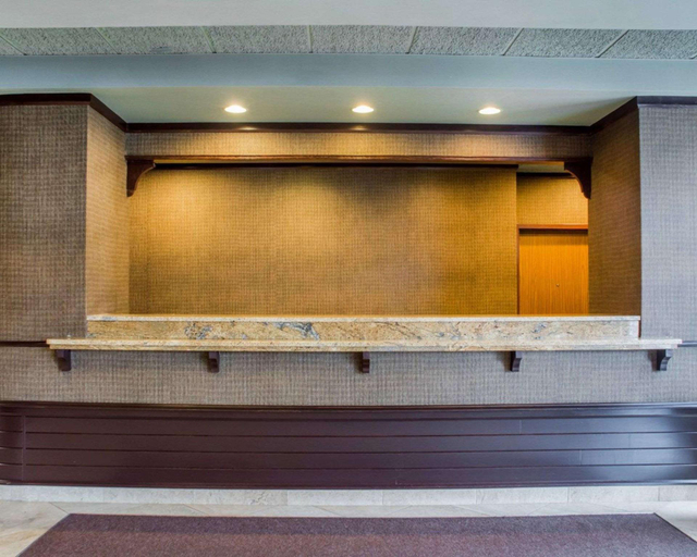 Public Area 2, Clarion Hotel & Suites Riverfront, Oswego