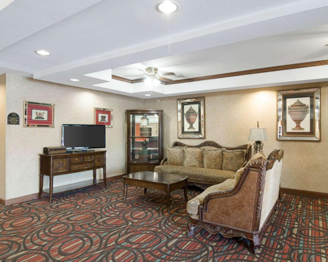 Public Area 2, Quality Suites Midland North Loop 250, Midland