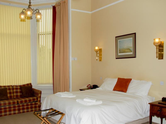 Bedroom 3, The Guards Hotel, Edinburgh