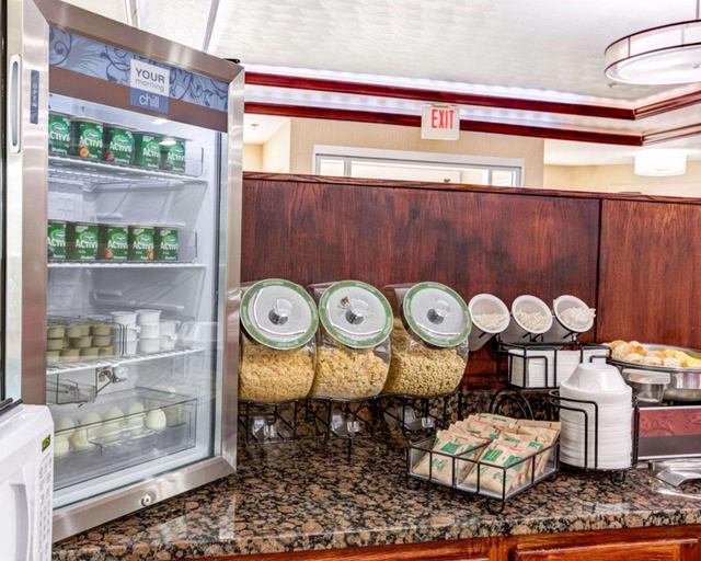 Food & Drinks 5, Comfort Inn Kearney - Liberty, Kansas City