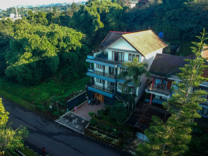 Public Area 2, Villa Dago Wisata Private Pool 8BR, Bandung