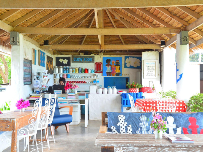 Public Area, Hua Plee Lazy Beach, Pran Buri