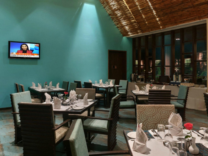 Food & Drinks 3, The Golden Crown Hotel, South Goa