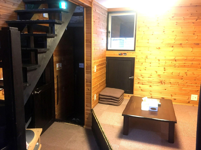 Bedroom 2, Winkel Village, Otaru