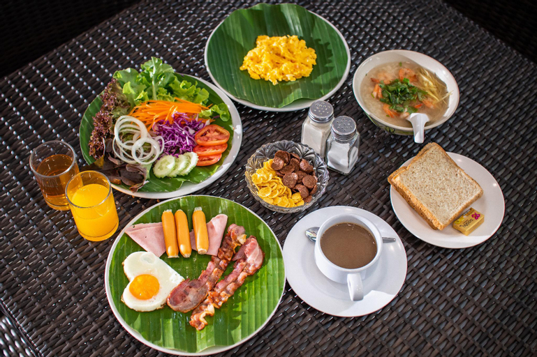 Food & Drinks 7