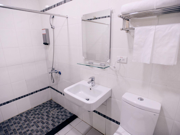 Bathroom 2, Persimmon Hotel, Hsinchu City
