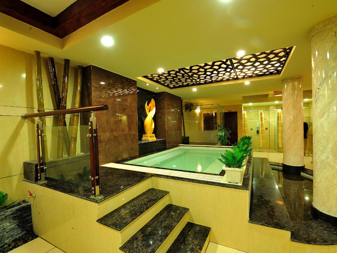 Others 5, Hoa Long Hotel, District 1