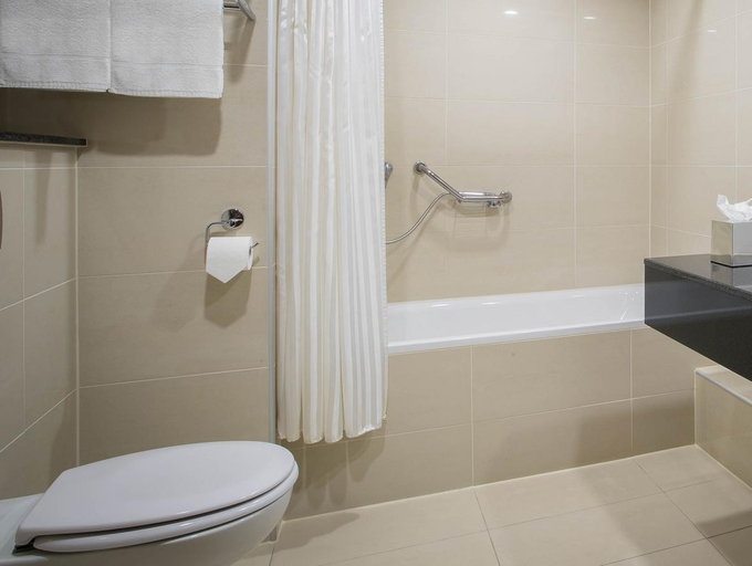 Bathroom 3, Clayton Hotel Silver Springs