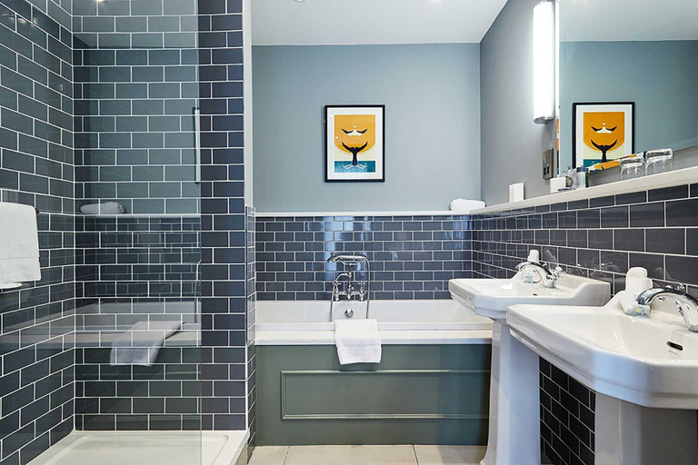 Bathroom 5, The Montenotte Hotel