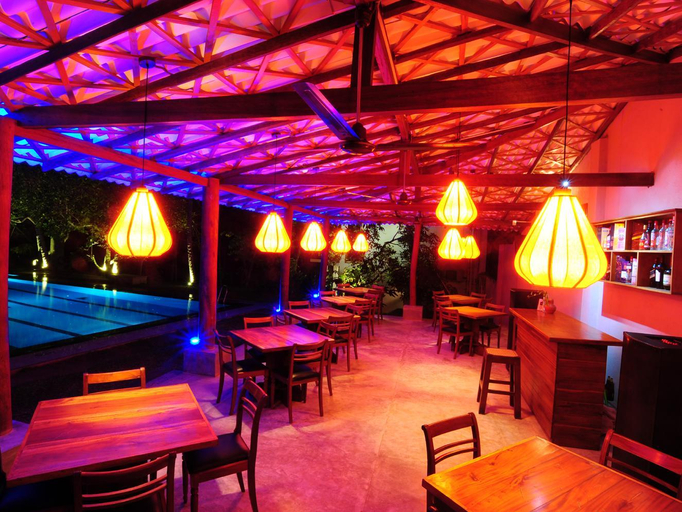 Food & Drinks 4, Sanmira Renaissance Hotel, Habaraduwa