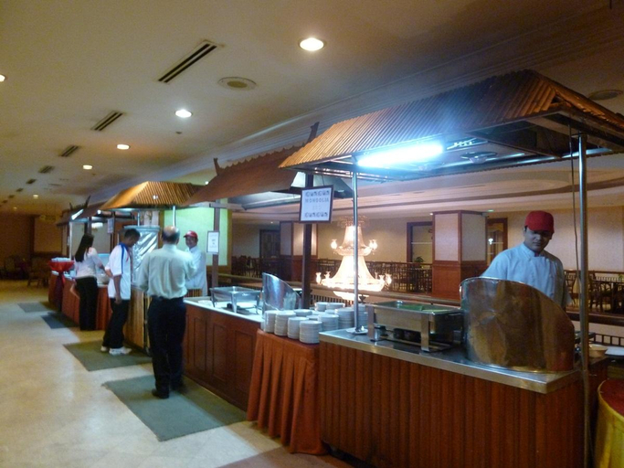 Food & Drinks, Goldcourse Hotel Klang, Klang