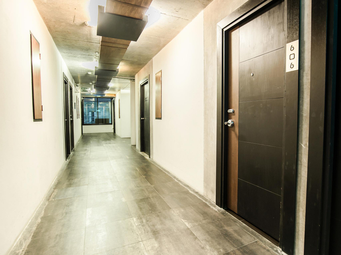 Public Area 2, B2 Black Business & Budget Hotel, Muang Chiang Mai