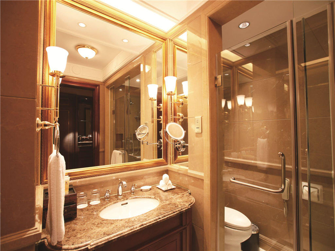 Bathroom 4, Evergrande Hotel Chongqing, Chongqing