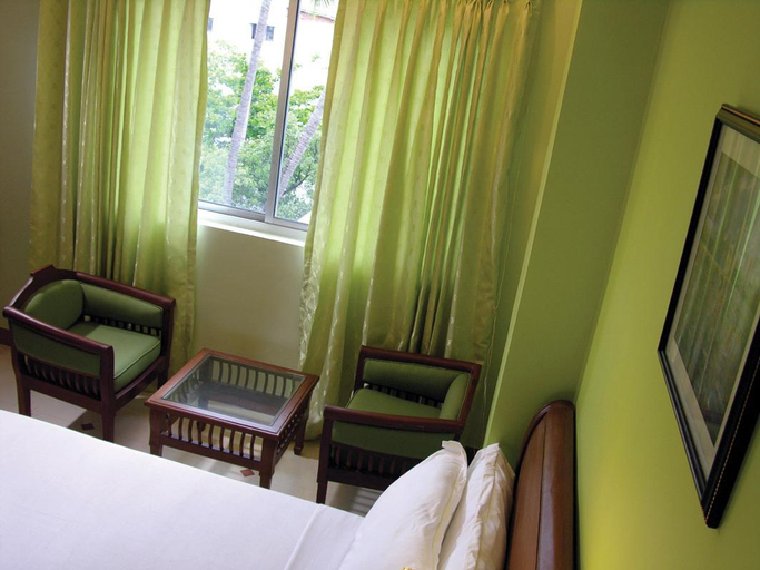 Others 4, Crescent Park Hotel, Chennai