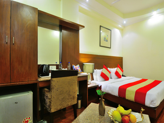 Bedroom 2, Hotel Raj, Delhi