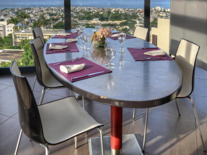 Food & Drinks 3, Hotel Bellepierre, Saint-Denis