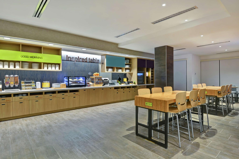 Food & Drinks 5, Home2 Suites by Hilton West Palm Beach Airport, Palm Beach