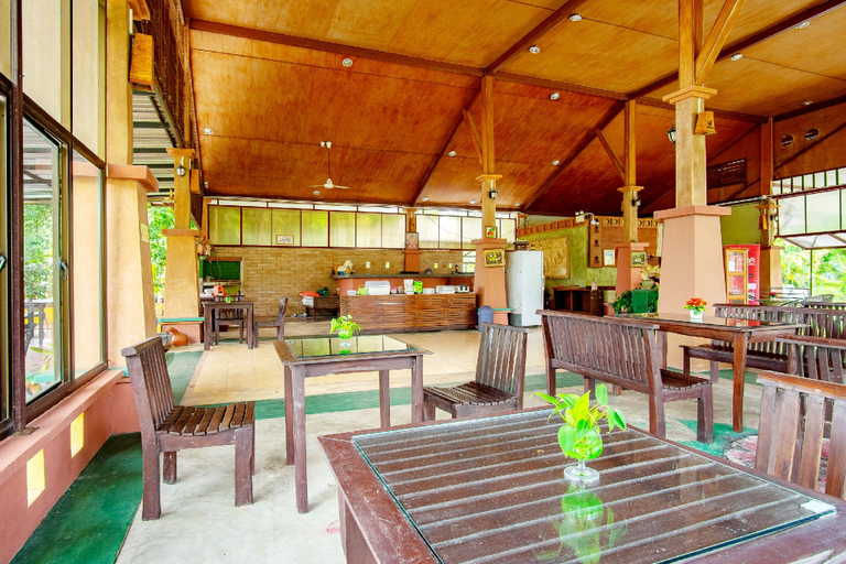 Food & Drinks 2, Water Jade Natural Resort, Thai Mueang
