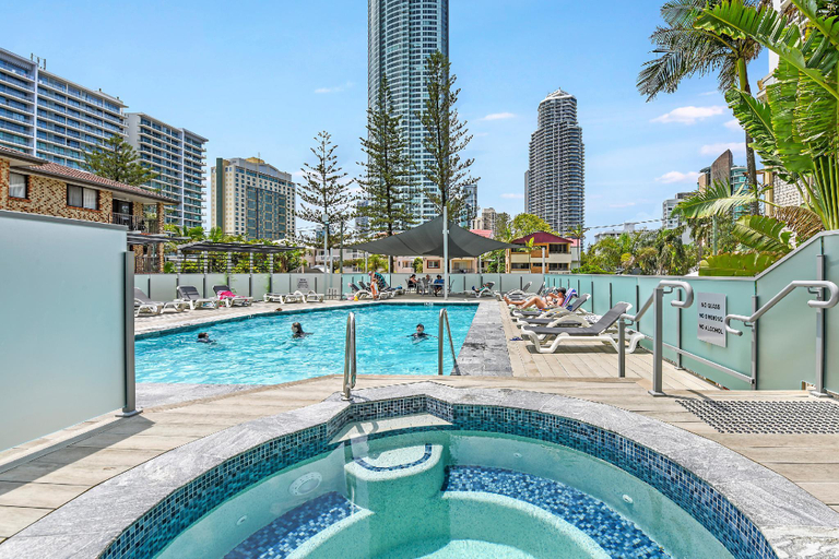 Sport & Beauty 2, Surfers Century Oceanside Hotel, Gold Coast