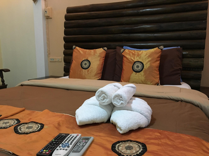 Public Area, Ruen Kaew Resort, Sung Men