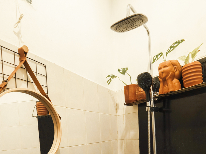 Public Area 5, Rumahkedua Guesthouse BBQ & Rooftop, Sleman