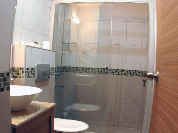 Bathroom 2, Flower Palace Hotel, Fatih