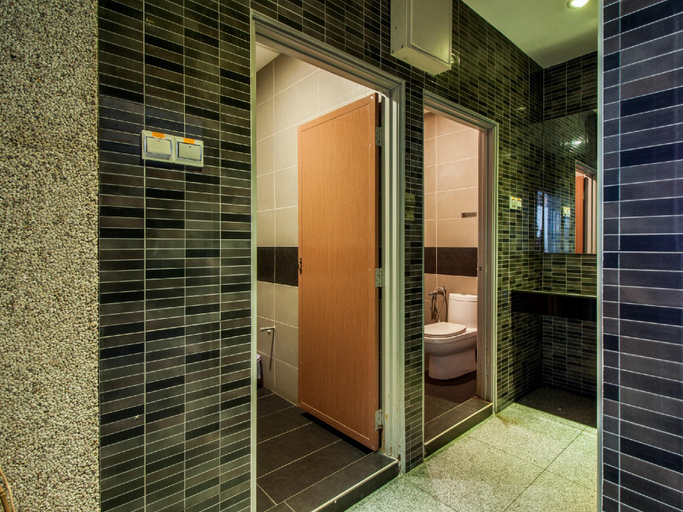 Bathroom, e Hotel, Malacca City