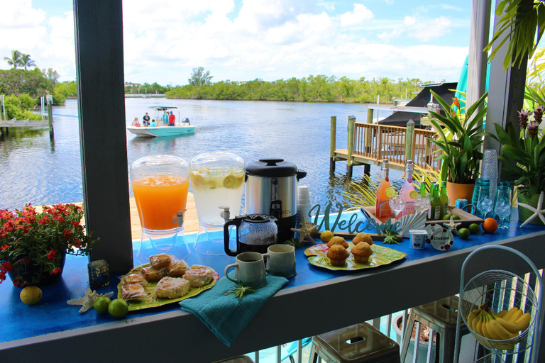 Food & Drinks 5, Latitude 26 Waterfront Boutique Resort, Collier