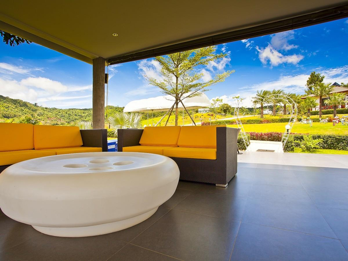 Public Area 2, Chantara Valley Resort, Wang Num Khiaw