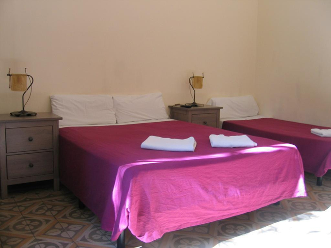 Bedroom 4, Pension Ciudadela, Barcelona