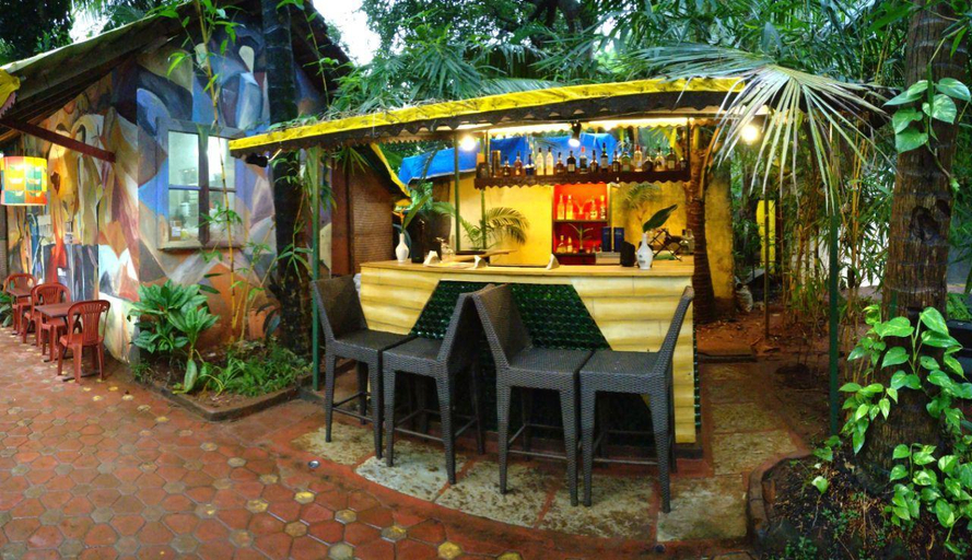 Food & Drinks, Camelot Beach Resort, North Goa